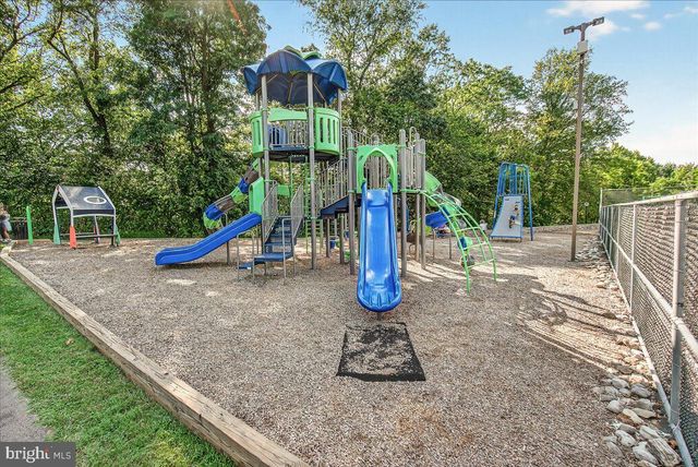 11201 YARDLEY CT, Ijamsville, MD 21754