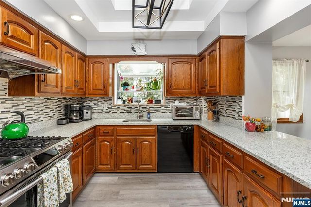 200 Washington Avenue, Clifton, NJ 07011