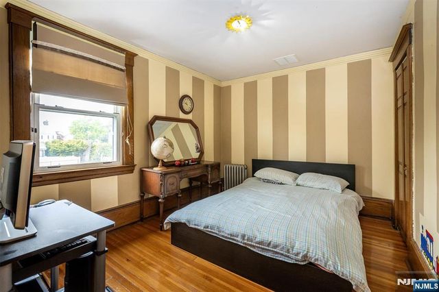200 Washington Avenue, Clifton, NJ 07011