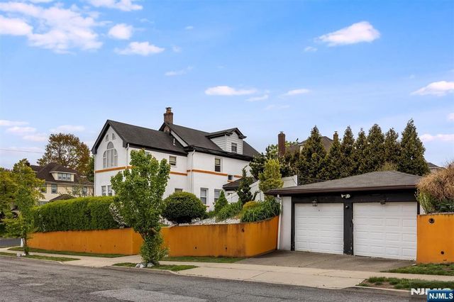200 Washington Avenue, Clifton, NJ 07011