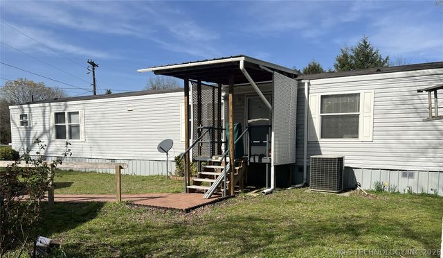 124 S BK 1401 Street, Stigler, OK 74462