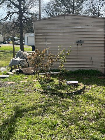 124 S BK 1401 Street, Stigler, OK 74462