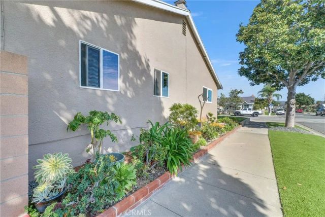 658 N Milford, Orange, CA 92867