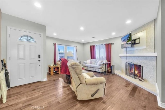 658 N Milford, Orange, CA 92867
