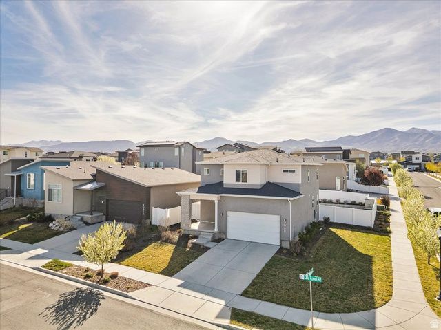 7908 S LAKE POWELL RD, West Jordan, UT 84081