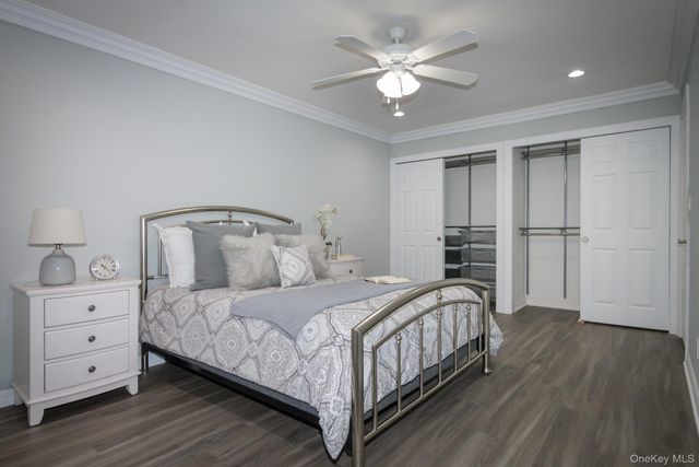 92 South Clinton Avenue 2H, Bay Shore, NY 11706