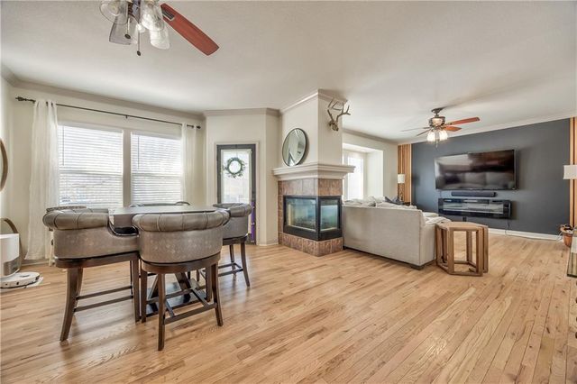 1017 Pebblebeach Drive, Lansing, KS 66043