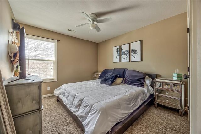 1017 Pebblebeach Drive, Lansing, KS 66043