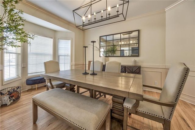 1017 Pebblebeach Drive, Lansing, KS 66043