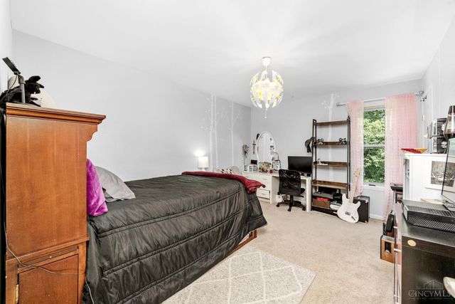 5853 Irish Dude Drive, Miami Twp, OH 45140