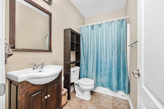 5853 Irish Dude Drive, Miami Twp, OH 45140