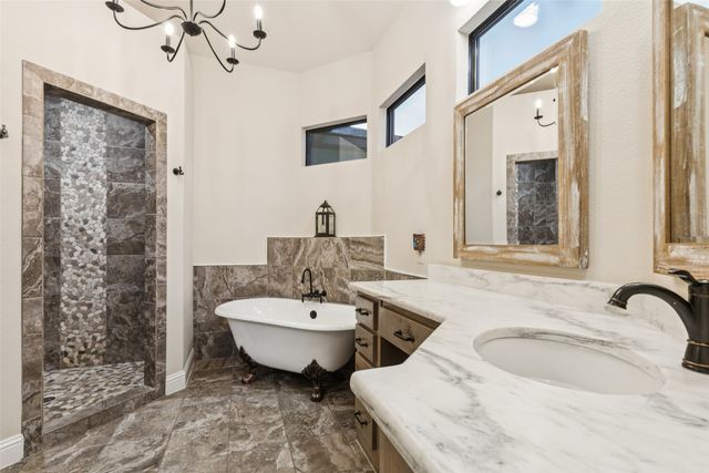 3105 Pastor Street, Dallas, TX 75212