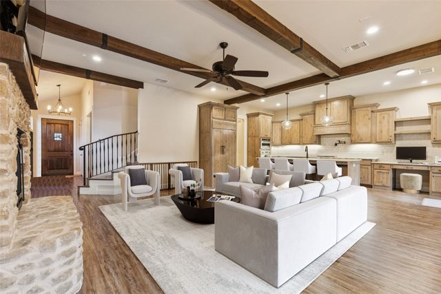 3105 Pastor Street, Dallas, TX 75212