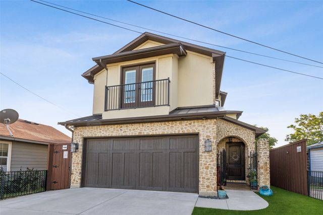 3105 Pastor Street, Dallas, TX 75212