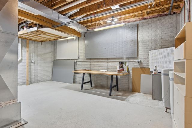 7852 Underwood Ridge, Peninsula Twp, MI 49686