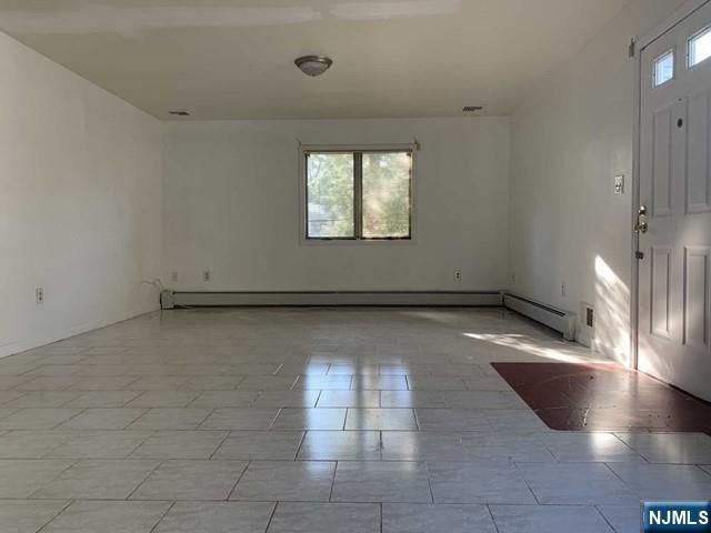 703 Day Avenue The first fl, Ridgefield, NJ 07657