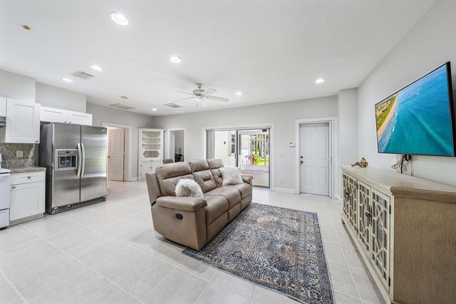 11842 Keswick Way, Palm Beach Gardens, FL 33412