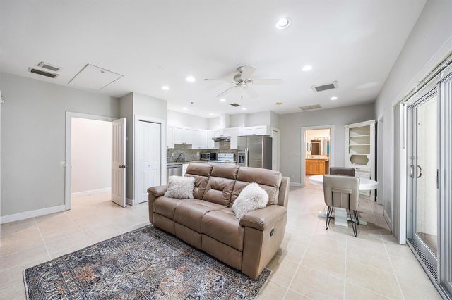 11842 Keswick Way, Palm Beach Gardens, FL 33412