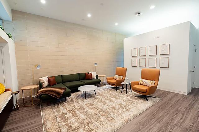 4904 S Shepherd Drive, Houston, TX 77098