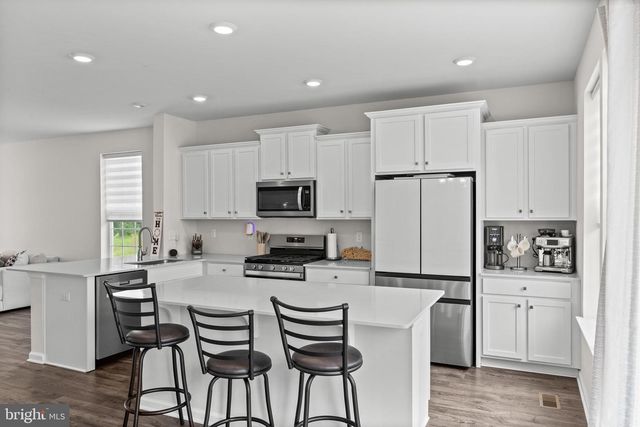 414 MONTE FARM, Mount Laurel, NJ 08054