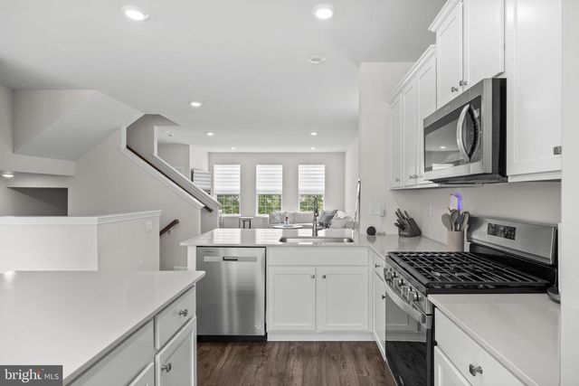 414 MONTE FARM, Mount Laurel, NJ 08054