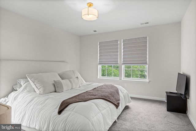 414 MONTE FARM, Mount Laurel, NJ 08054