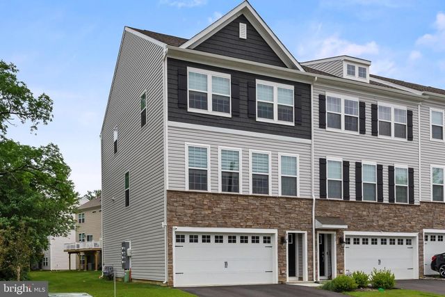 414 MONTE FARM, Mount Laurel, NJ 08054
