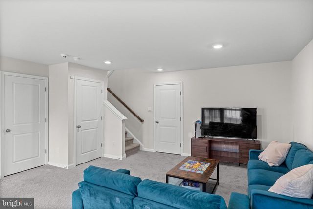 414 MONTE FARM, Mount Laurel, NJ 08054