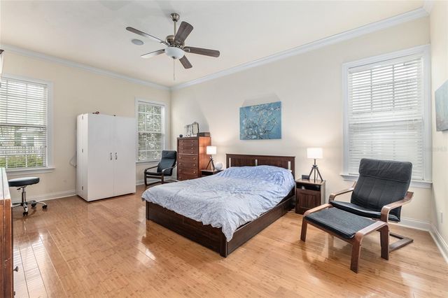 5034 NW 11TH PLACE, Gainesville, FL 32605