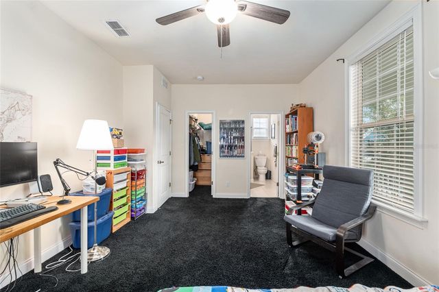 5034 NW 11TH PLACE, Gainesville, FL 32605