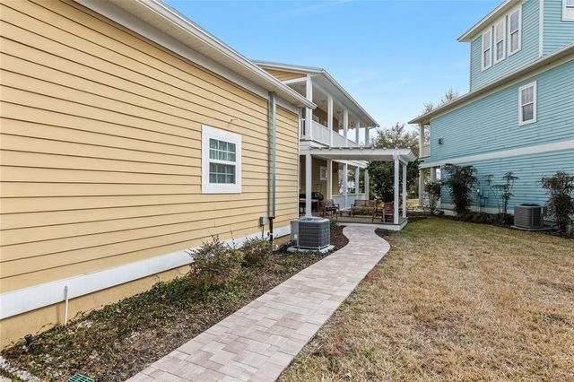 5034 NW 11TH PLACE, Gainesville, FL 32605