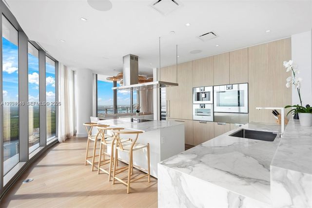 15701 Collins Ave 4105, Sunny Isles Beach, FL 33160