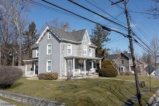 15 Brighton Ave, Andover Boro, NJ 07821