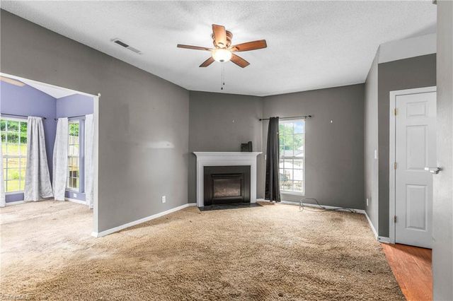 532 Rockbridge Drive, Kernersville, NC 27284
