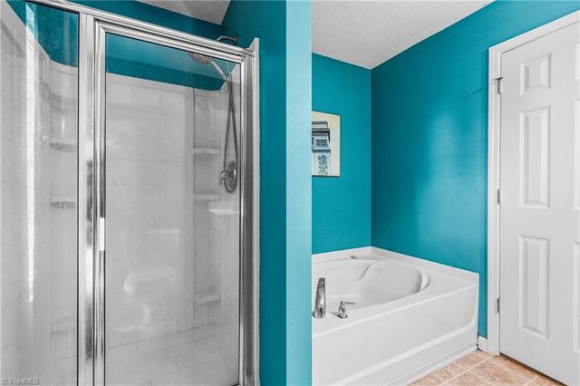 532 Rockbridge Drive, Kernersville, NC 27284
