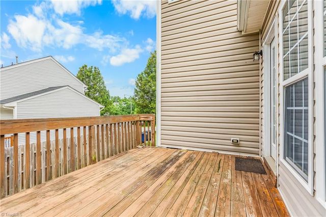 532 Rockbridge Drive, Kernersville, NC 27284