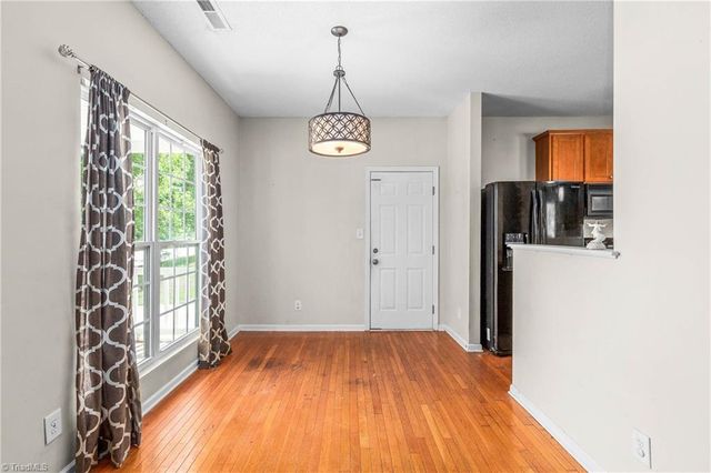 532 Rockbridge Drive, Kernersville, NC 27284
