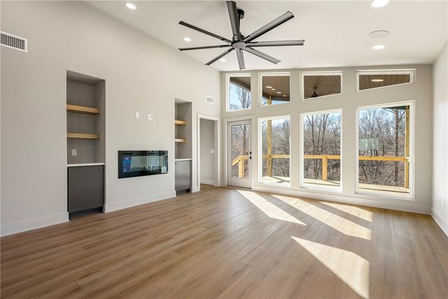 15 Ettrick Lane, Bella Vista, AR 72715