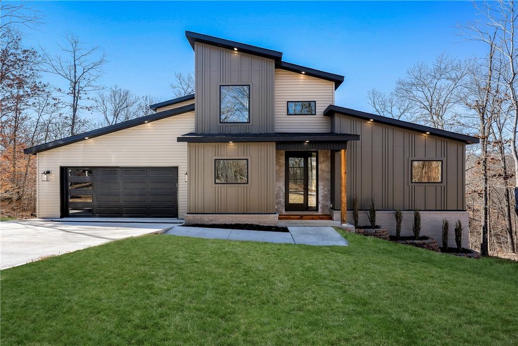 15 Ettrick Lane, Bella Vista, AR 72715