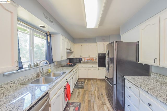 12933 Chaparral Rd, Sonora, CA 95370