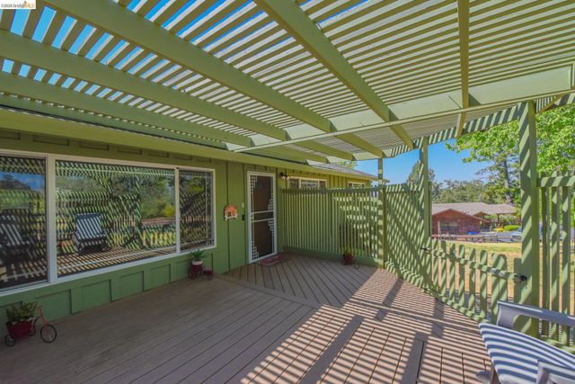 12933 Chaparral Rd, Sonora, CA 95370