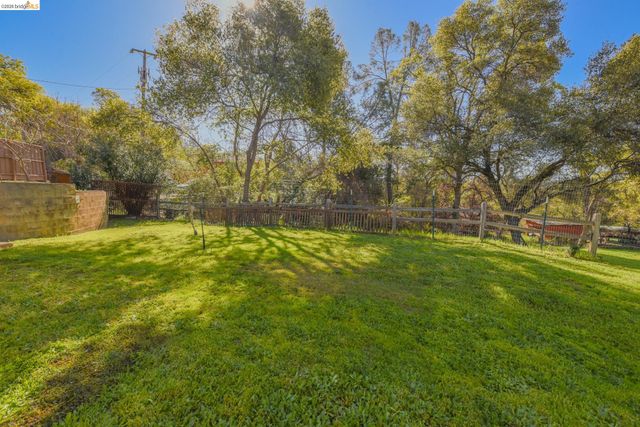 12933 Chaparral Rd, Sonora, CA 95370