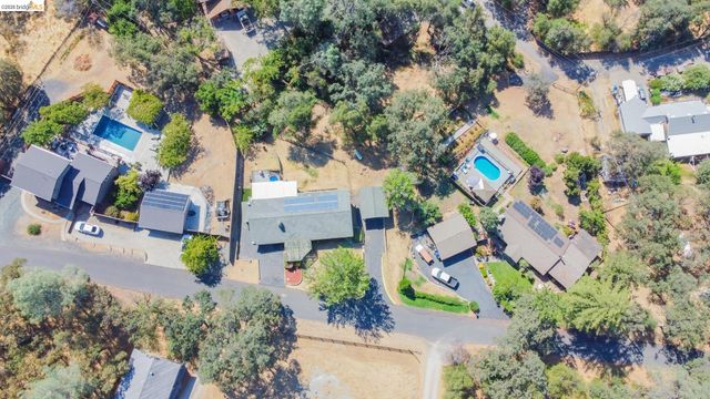 12933 Chaparral Rd, Sonora, CA 95370