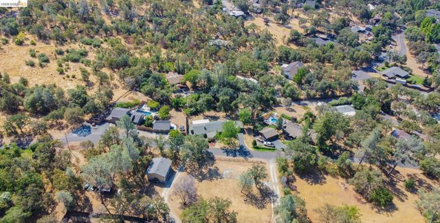 12933 Chaparral Rd, Sonora, CA 95370