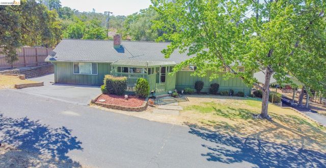 12933 Chaparral Rd, Sonora, CA 95370