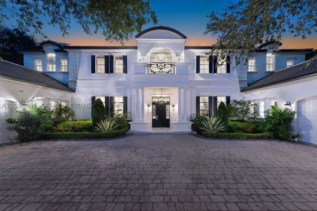 6045 SW 106th St, Pinecrest, FL 33156