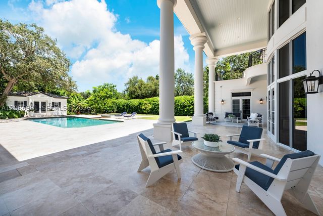 6045 SW 106th St, Pinecrest, FL 33156