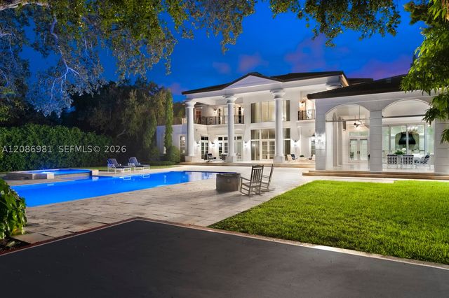 6045 SW 106th St, Pinecrest, FL 33156