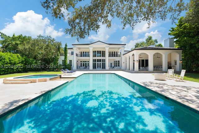6045 SW 106th St, Pinecrest, FL 33156