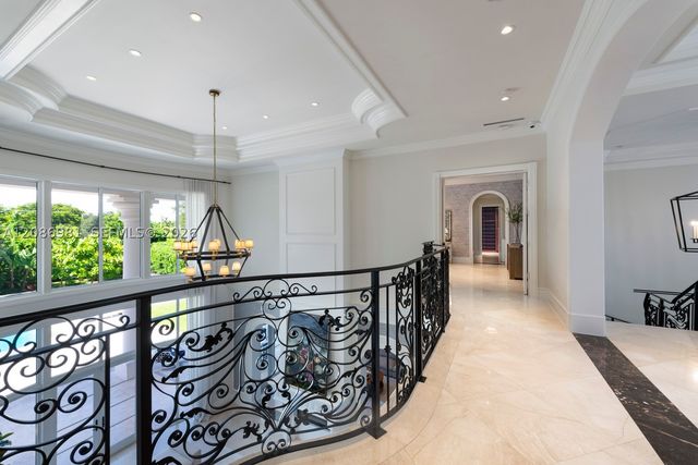 6045 SW 106th St, Pinecrest, FL 33156